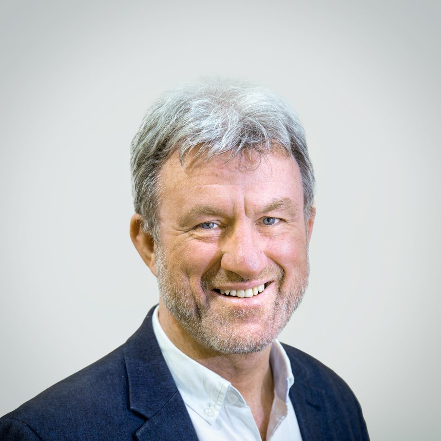 IMG Duncan circle - Our Team